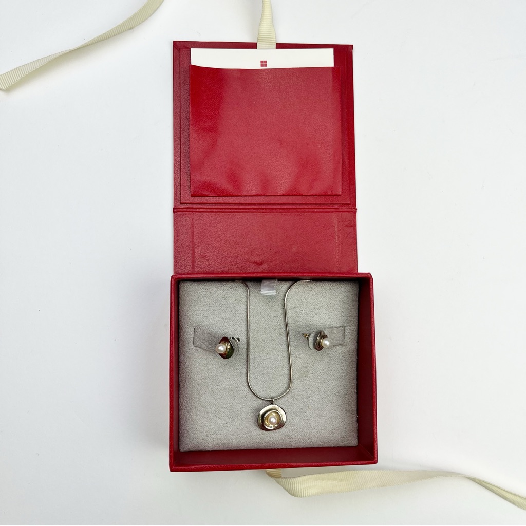 Red Envelope Sterling Silver And Pearl Petal Necklace And Earrings Set